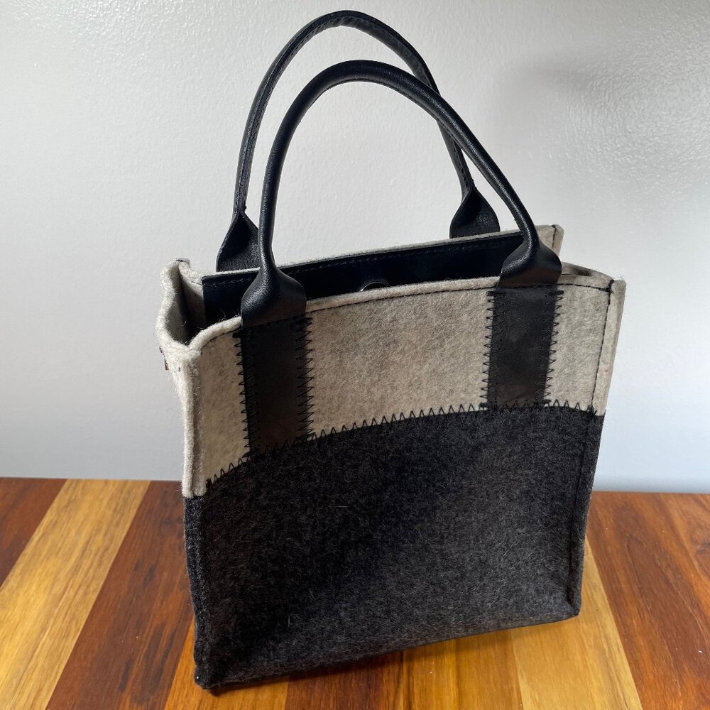 Small Graf Lantz wool felt tote bag